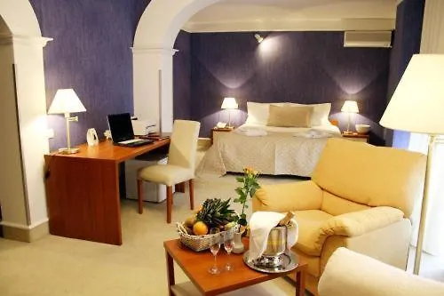 Monte-Nelly Hotel Bucharest 4*,